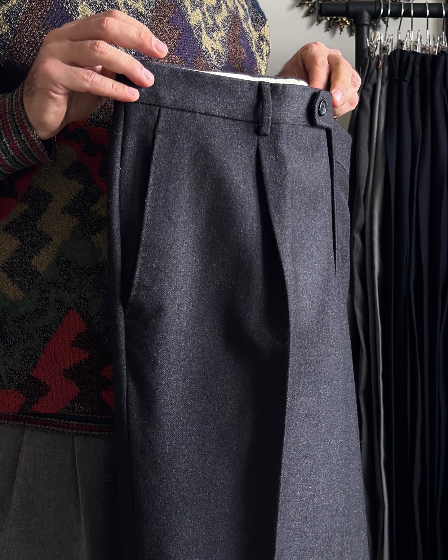 PANTALONE "SECOND HAND" GRPP18