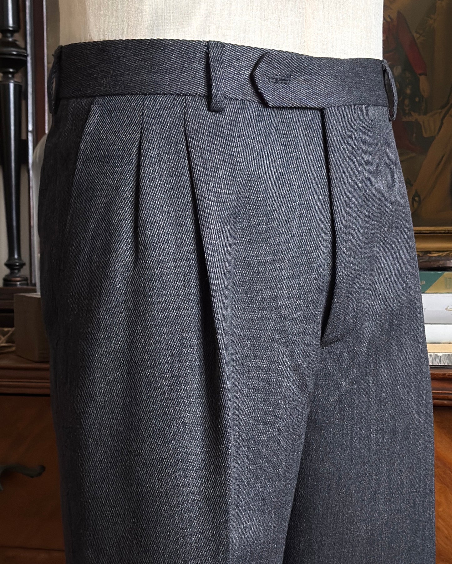 PANTALONE "SECOND HAND" GRPP22